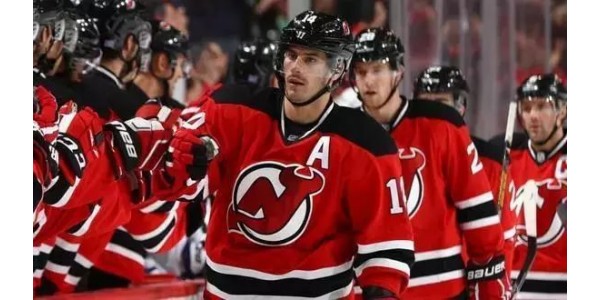 New Jersey Devils konečně ukončili sérii šesti porážek